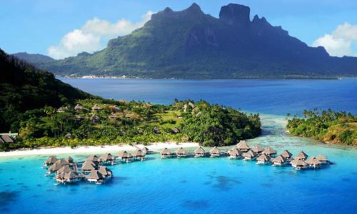 Bora Bora morning scenery