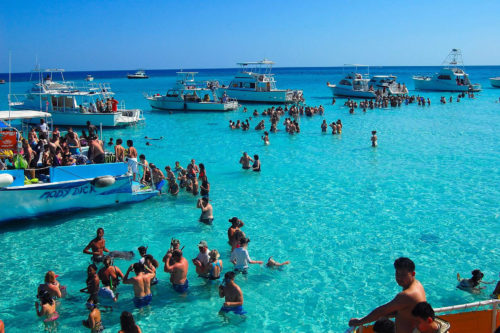 Cayman Islands thousand visitors