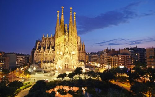 barcelona night scenery