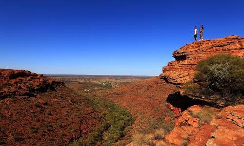 uluru national park visitors