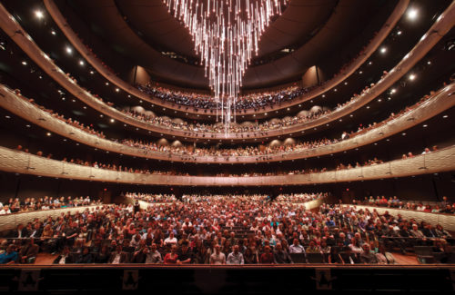 Opera House with huge visitors