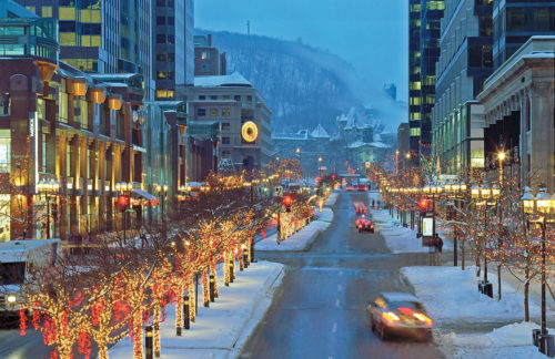 snow falling at montreal canada