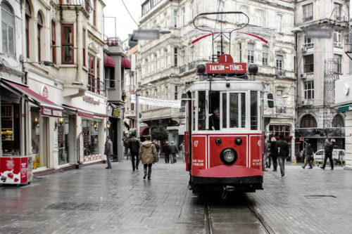 istiklal caddesi public transport