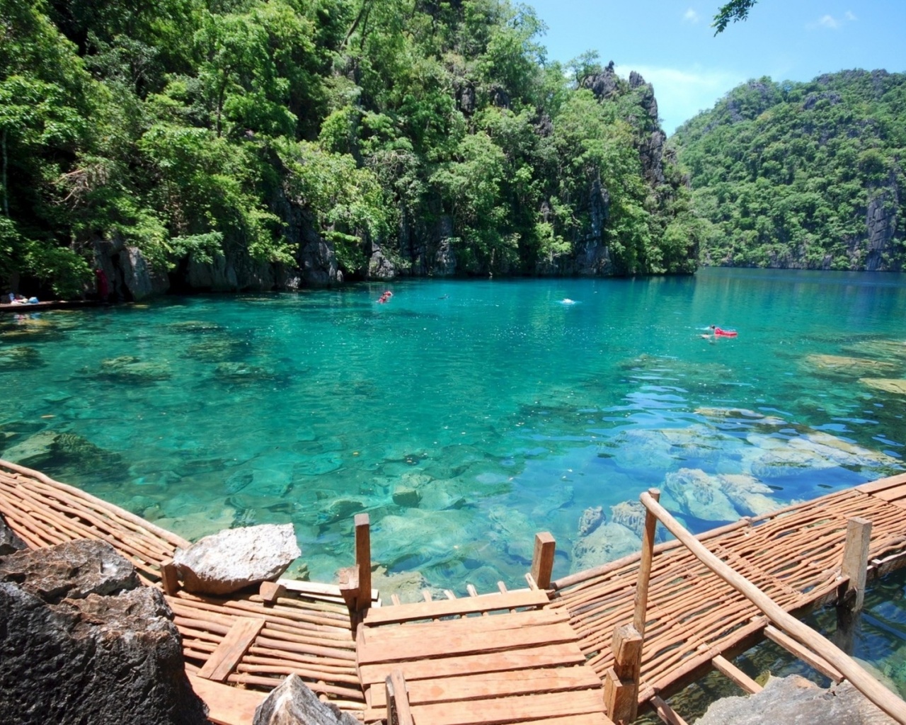 Coron Island Philippines Attraction - Gets Ready