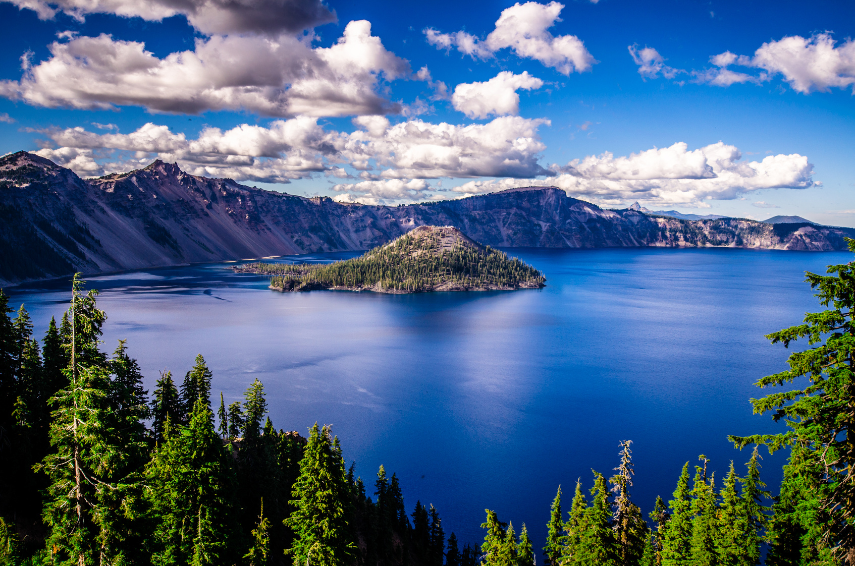 [Image: crater-lake-a-wonderful-scenery.jpg]