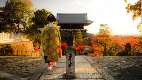 kyoto-traditional-clothing