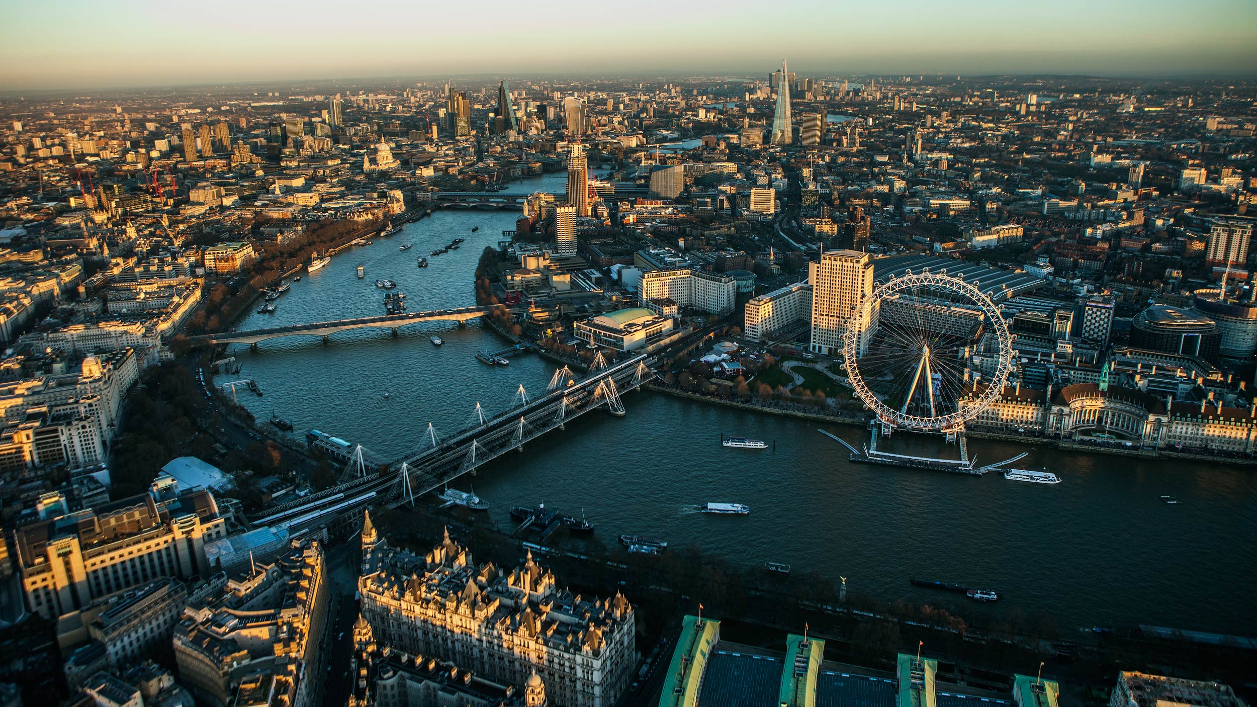 London City the Precious History - Gets Ready