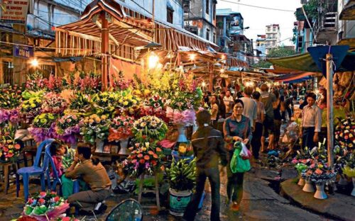 Flower market at hanoi